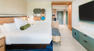 Renovated Rainforest-View Junior Suite - One King Bed