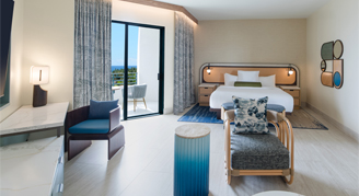 Renovated Ocean-View Junior Suite - One King Bed